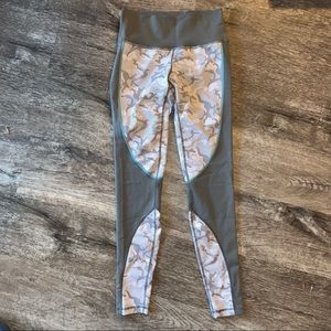 Hera x Hero leggings